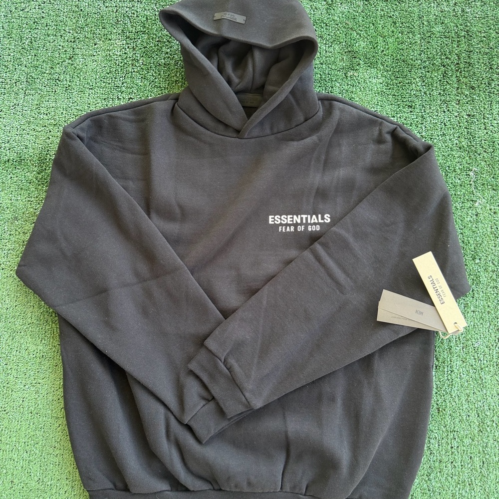 Essentials Black and White Set Sizes M-XL - Picture 2 of 4